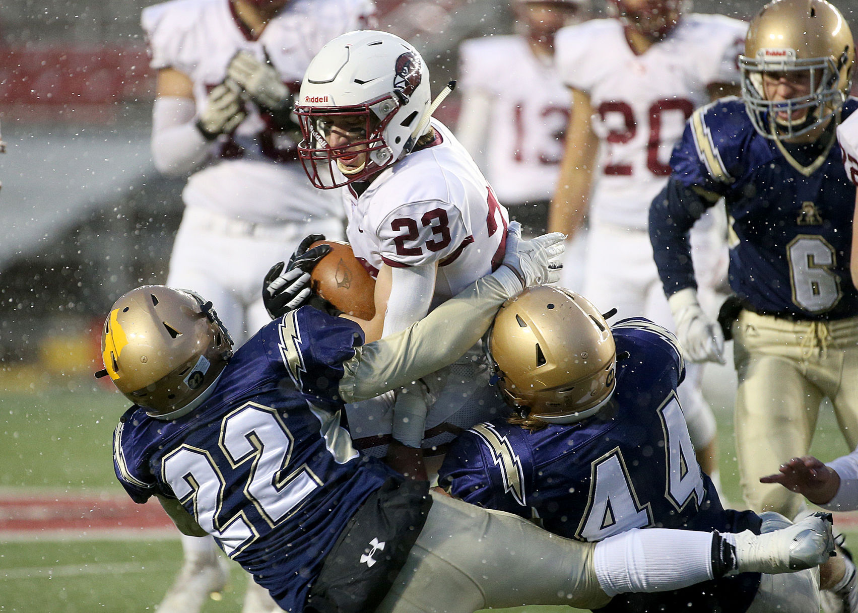 November 18: Mayville vs Aquinas